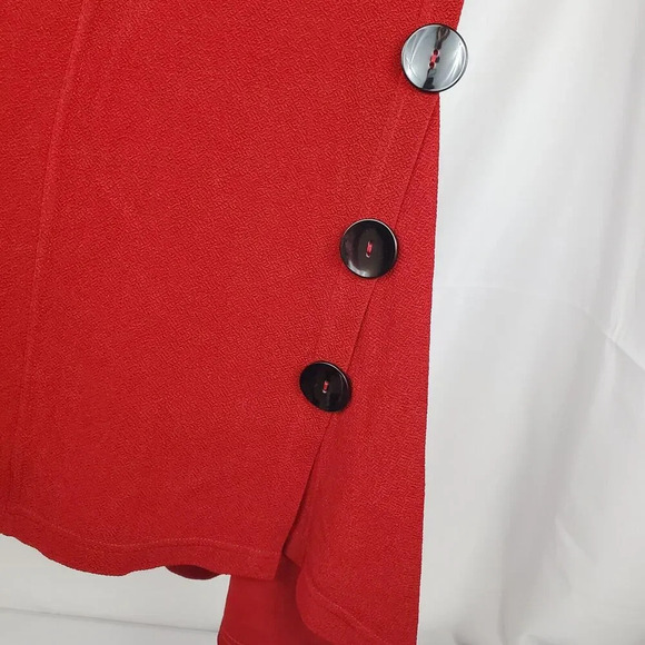 Women's SOFT SURROUNDINGS Mesa Red Draped Open Boho Vest SZ L Buttons Holiday‎ - Picture 2 of 10
